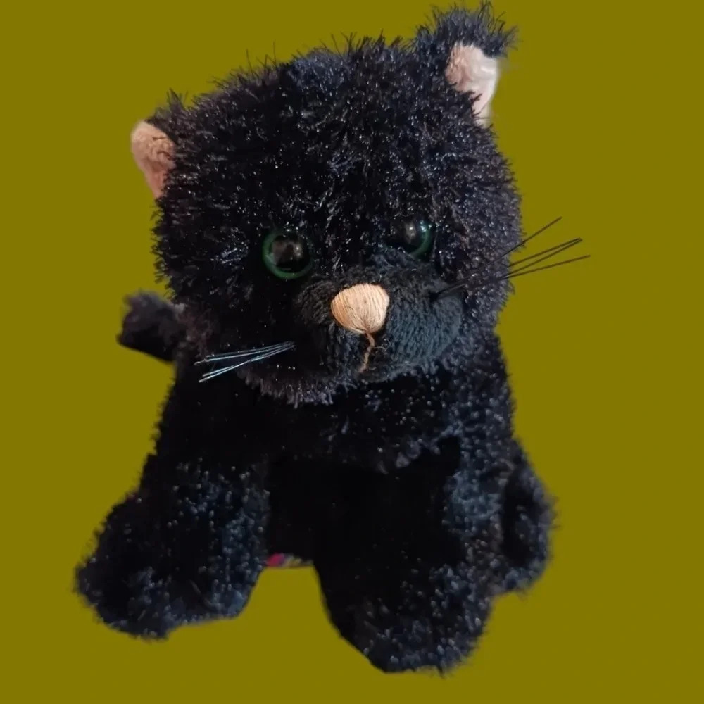 Ganz webkinz black cat with green eyes sruffed animal 8inch no code